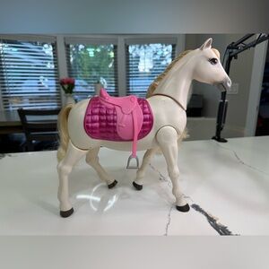 2016 Mattel Barbie Doll White Dream Horse Battery Operated Walking Sounds Voice